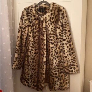 Cheetah Faux fur coat